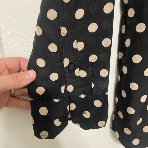 Ann Taylor women's M silk cotton blend popover top w/ polka dot print EUC - Picture 3 of 7